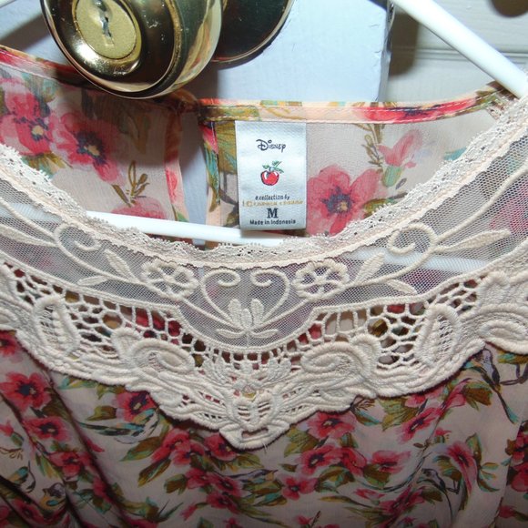 disney  princess blouse - Picture 2 of 4